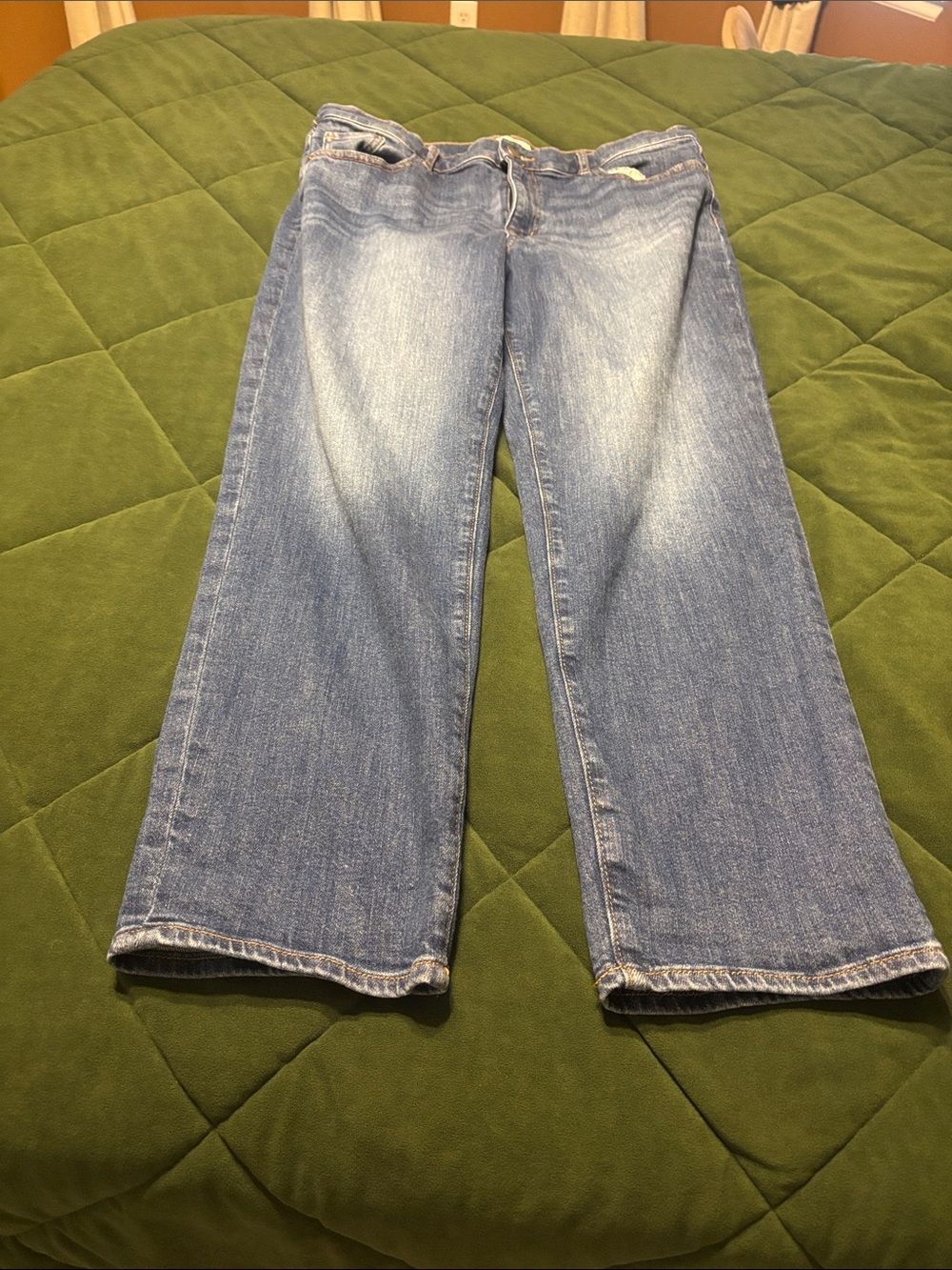 LOFT Medium Blue Wide-Leg Cropped Jeans